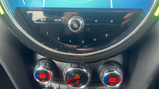 MINI Hatchback 1.5 Cooper Classic 3dr Petrol Hatchback